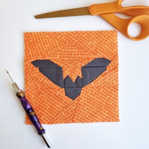 Bat Foundation Paper Piecing Quilt block, Halloween, fall, autumn, FPP Block, quick sew, spooky halloween block
