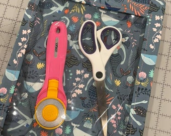 Vinyl Project Pouch Sewing Pattern, supplies case , DIY pouch, Instant Download, project bag, vinyl window pouch pattern, quilted pouch