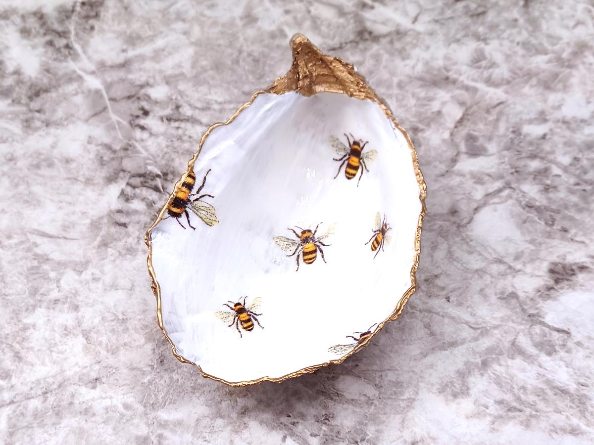 Bee Happy Shell Bumble Bee Decoupage Oyster Shell - Gold and White Ring Dish, Painted ...