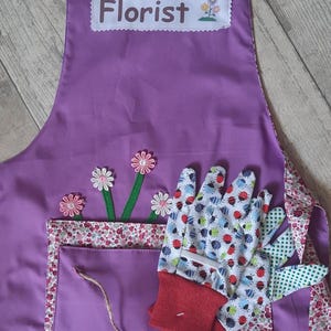 Childrens Role Play, Florist dressing up apron for kids , Dressing Up, Role Play, Dressing up outfit, Kids Imagination,