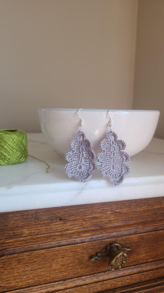 Handmade Crochet Leaf Earrings: Boho Cotton Jewelry