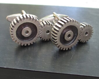 Hand-Carved Sterling Silver Gear Cufflinks: Steampunk Engineer Gift