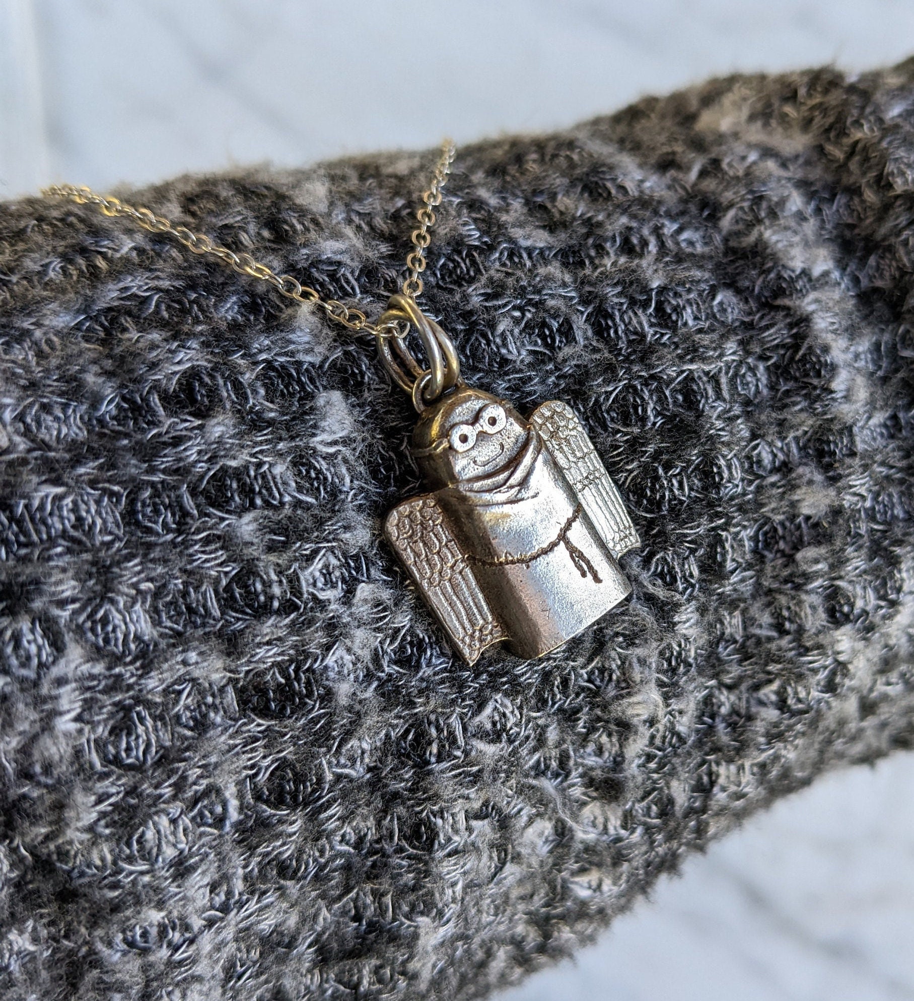 ネックレス・ペンダント Necklaces of Guardian of the Spirit Delicate Guardian Angel Necklace of a Happy Spirit in Monk