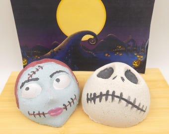 Jack & Sally Bath Bomb Set – Nightmare Inspired Couple Bath Bombs – Halloween Gift Set – Spooky Romantic Bath Fizzies – Gothic Bath Treat