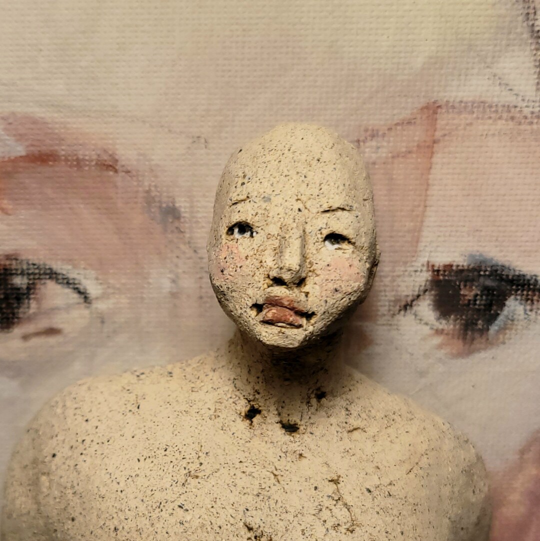 男性II/ 陶器製カラフルでユニークな吊り下げ彫刻/ 男性像 - Etsy 日本