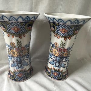 antique set of dutch Delft MAKKUM tigelaar vase. Marked and signed bottom
