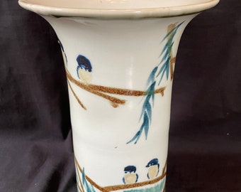 Antique japanese porcelain vase with birds. Very special marks