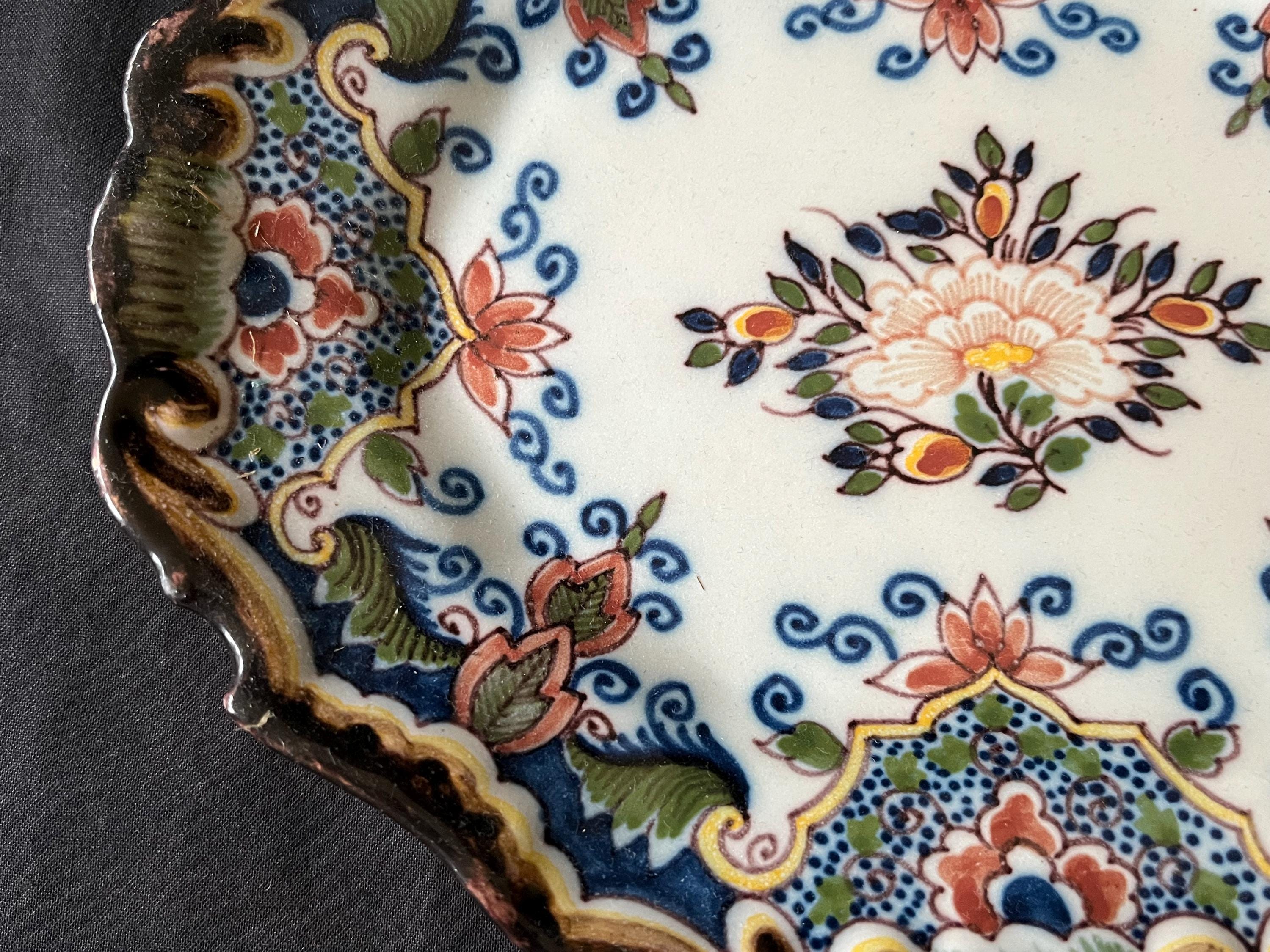 Antique Dutch Tichelaar Makkum Holland Polychrome Oval Bowl
