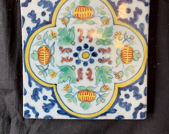 Antique Dutch Delft Makkum polychrome  Tile