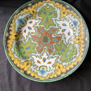 Plaque murale ancienne exclusive de design Gouda hollandais de 1920 . signé