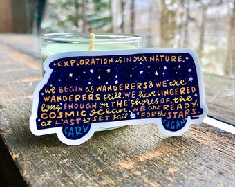 Pegatina con letras a mano "Exploración en nuestra naturaleza", pegatina para autobús, pegatina inspiradora, pegatina para viajeros, pegatina con letras, pegatina de viaje