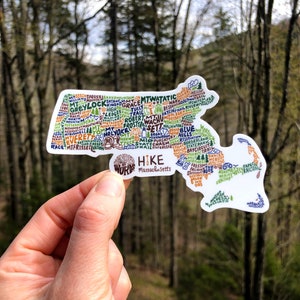 Adesivo de caminhada com letras à mão em Massachusetts, adesivo de montanhas de Massachusetts, adesivo de Massachusetts, arte de adesivo de trilhas de Massachusetts