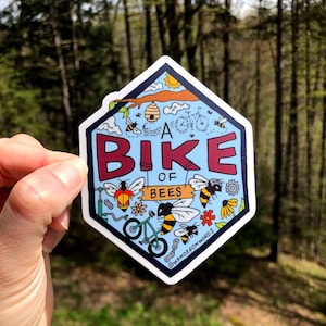 Adesivo Bike of Bees, Adesivo nome collettivo animale, Adesivo ape, Adesivo animale disegnato a mano, Illustrazione apicoltore, Arte ape, Arte bici