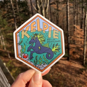 Handbeschrifteter Kelpie-Aufkleber, Kelpie-Kunstaufkleber, mythologischer Aufkleber, handgezeichneter Aufkleber, Cryptid Art, Scottish Cryptid