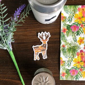 Handbeschriftete Wild hirsch Sticker, Süßer Hirsch Aufkleber, Tierliebhaber Sticker, Tierliebhaber Sticker, Wildtier Zitat, Hirsch Kunst, Aldo Leopold Zitat