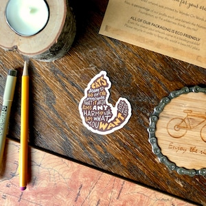 Sticker handgeschreven kattenprincipes, inspirerende sticker, dierensticker, sticker kattenliefhebber, kattenkunst, sticker kattencitaat, sticker kattenvrouw