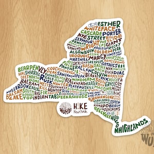 Adesivo de caminhada em Nova York com letras à mão, adesivo de montanhas de Nova York, adesivo de Nova York, adesivo de picos altos de Nova York, arte de Nova York