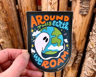 Pegatina "Rodeamos la Tierra", pegatina de fantasma, pegatina de aventurero, pegatina de amante de los viajes, pegatina de arte fantasmal, pegatina de amante de la naturaleza
