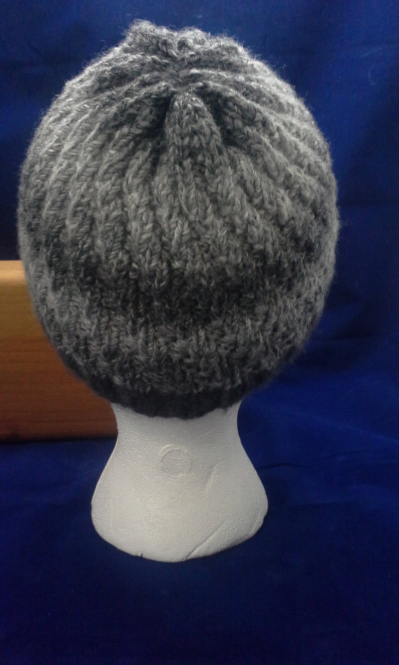 Knit Hat Charcoal GrayWhite
