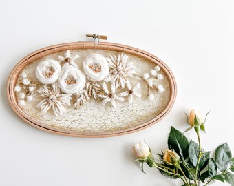 Oval Shiny Gold Embroidery. Brass White Wool Fiber Art Wall Hanging  Hoop Design. Unique Galantine Valentine Fiance Wife Girlfriend Gift