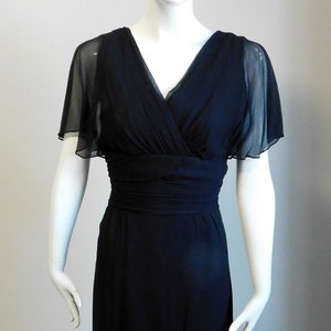 Second hand cocktail dresses 2025