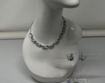 1960's Coro Pegasus Rhodium Plated Leaves and Berries Choker, Earrings and Brooch Set
