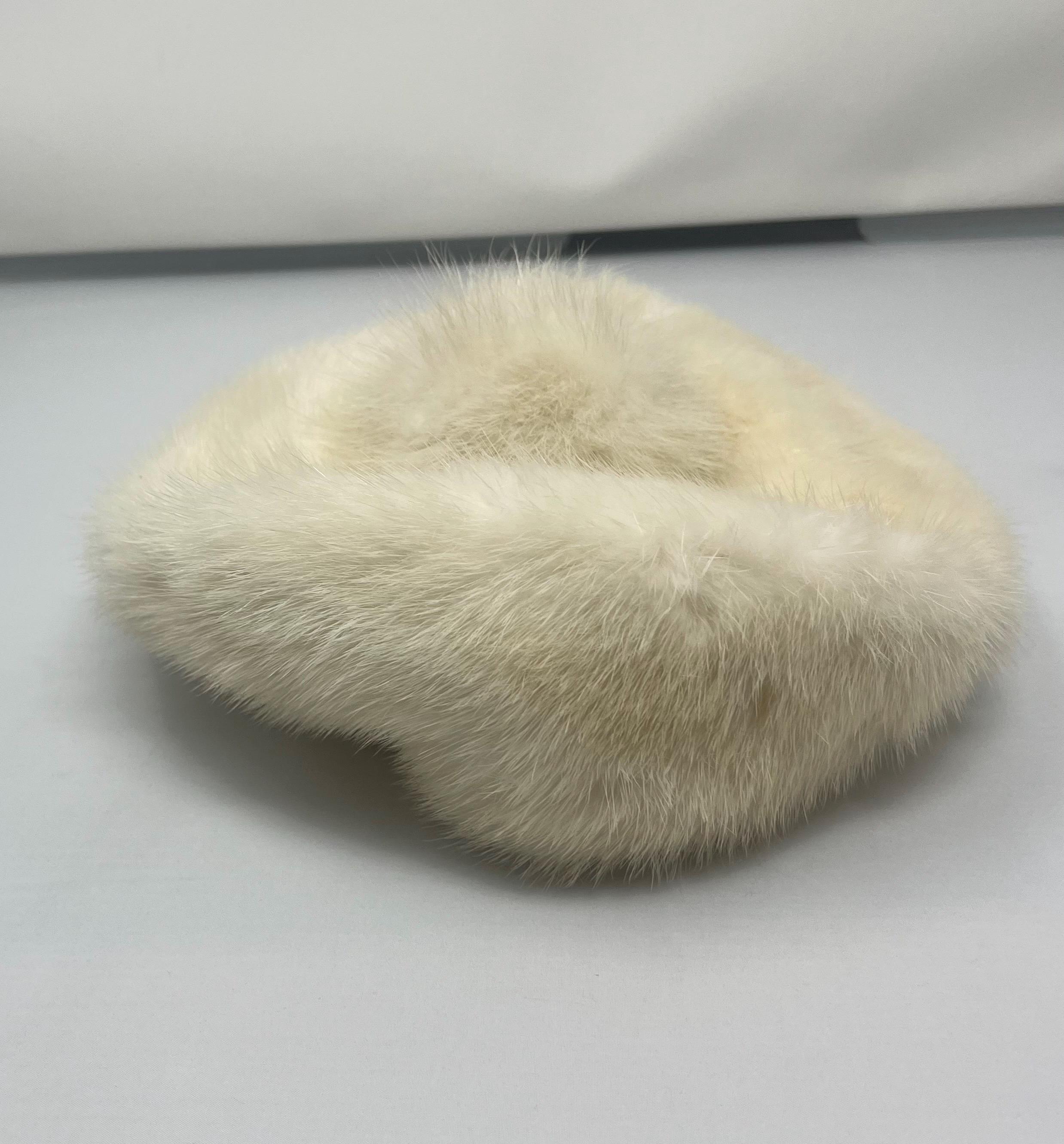 Vintage 1960s White Rabbit Fur Beret Tam Hat with Pompom 1960 main image 2