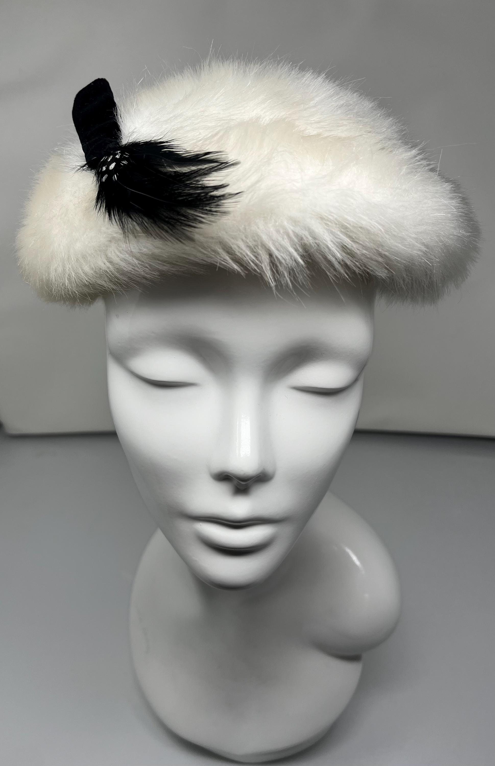 1960s Nelkin Green Faux Fur Feather Hat Grenadier Austria Vintage Hollywood ABC Fur 1980s Dark Green Snakeskin Suede Fox Fur Brim Hat  main image 3