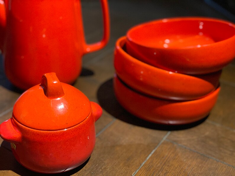 Gerz Mid Century Bold Orange Tea Coffee Pitcher W Sugar Dish and 6 Bowls Mint