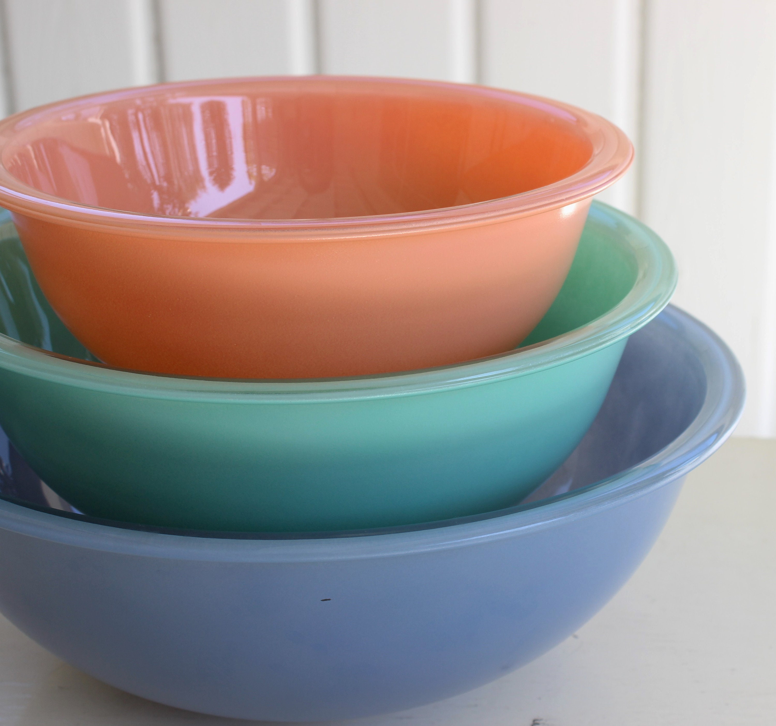 Vintage Pastel Pyrex Mixing Bowls Nesting Bowls Clear Bottom Pink And Blue Set Of 3