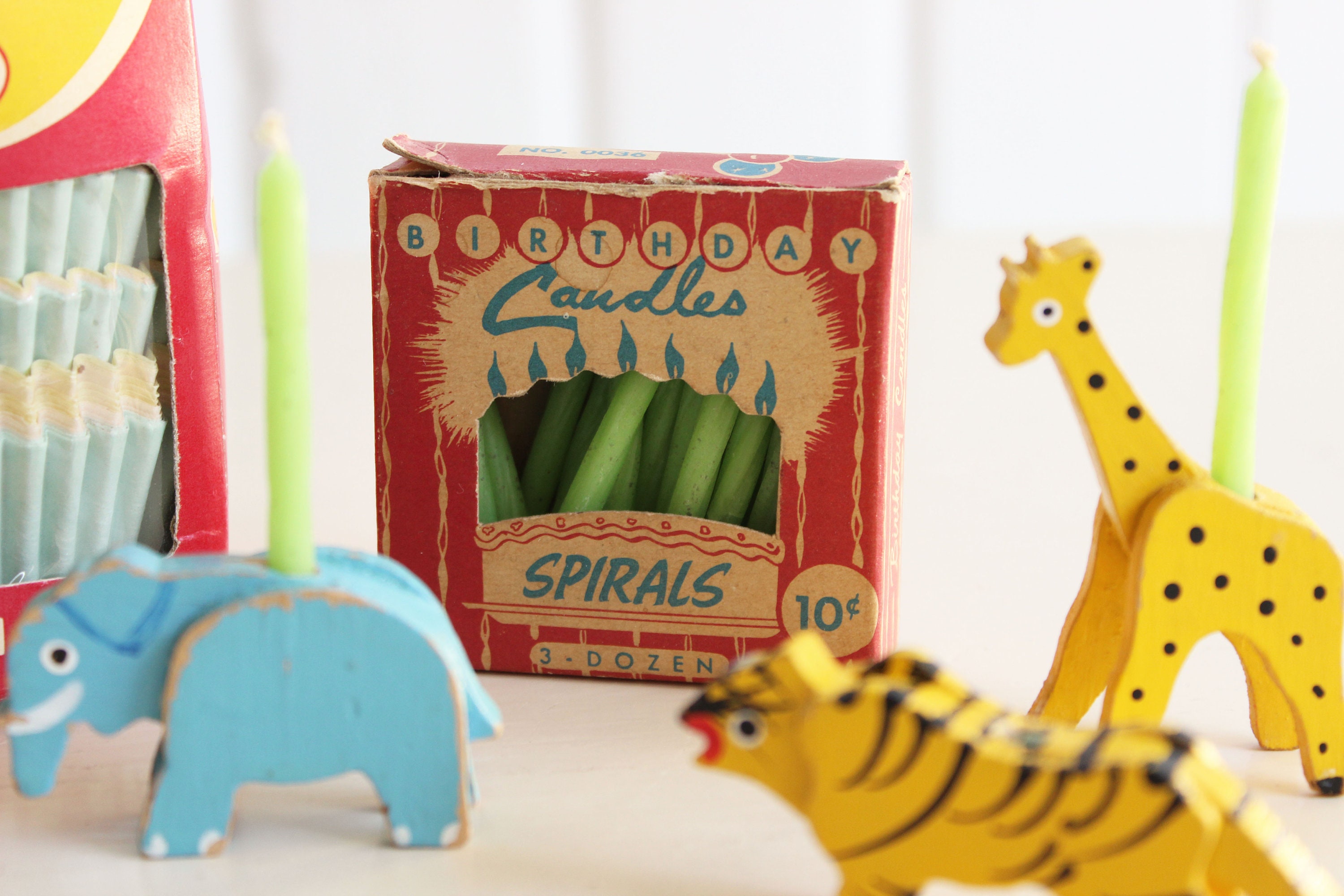 Vintage Animal BIRTHDAY CANDLE HOLDERS, Candles and Paper Baking Cups