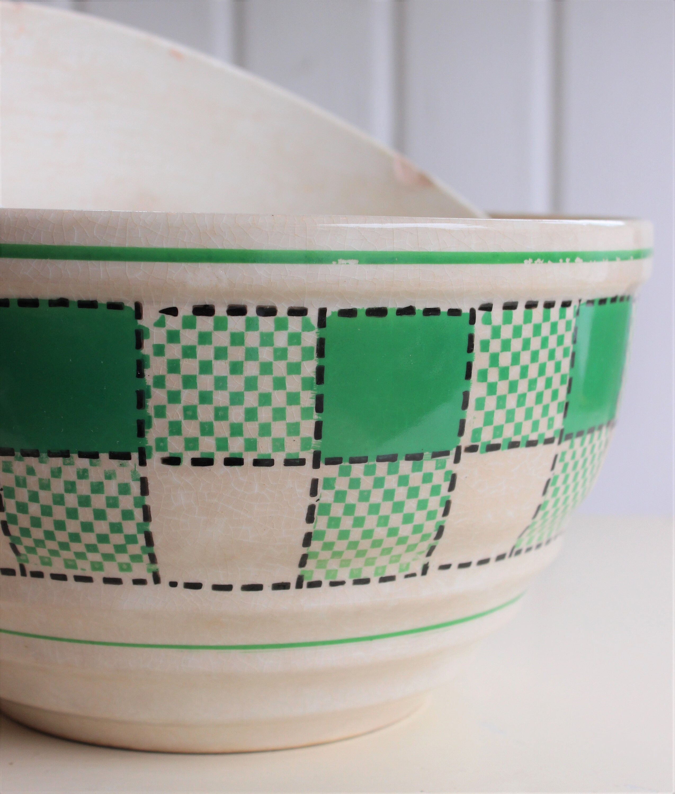 Rare Vintage GREEN CHECKERBOARD Nesting Bowls, Rustic Farmhouse Country