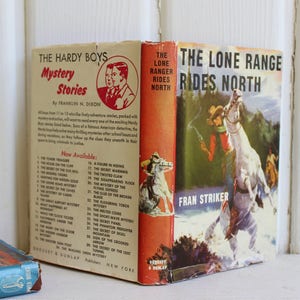 Retro Cowboy Books & Record, Country Western Kitsch, Lone Ranger, Sleepy Horse Range, Vintage Book Set image 4