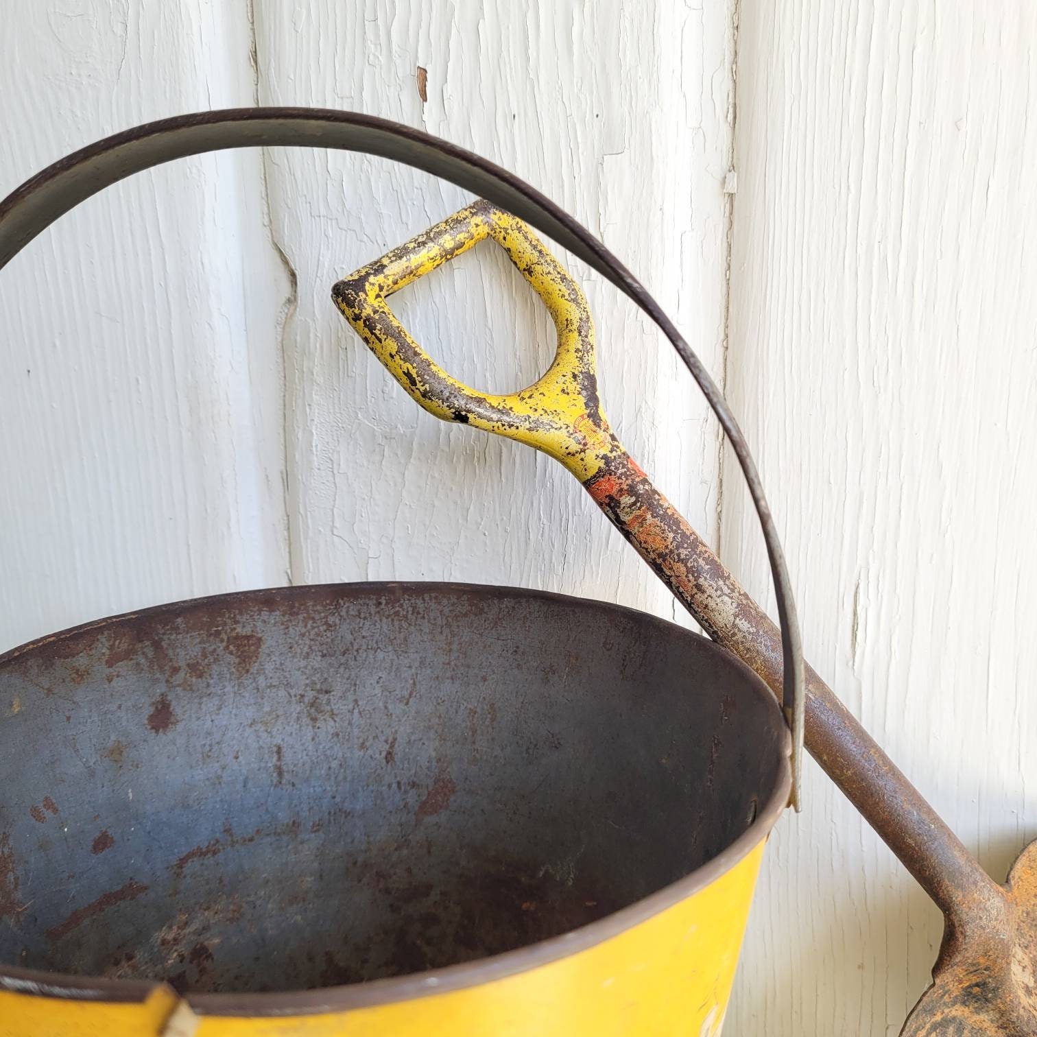 Cute Vintage Metal BEACH BUCKET & SHOVEL, Chippy Children's Toys