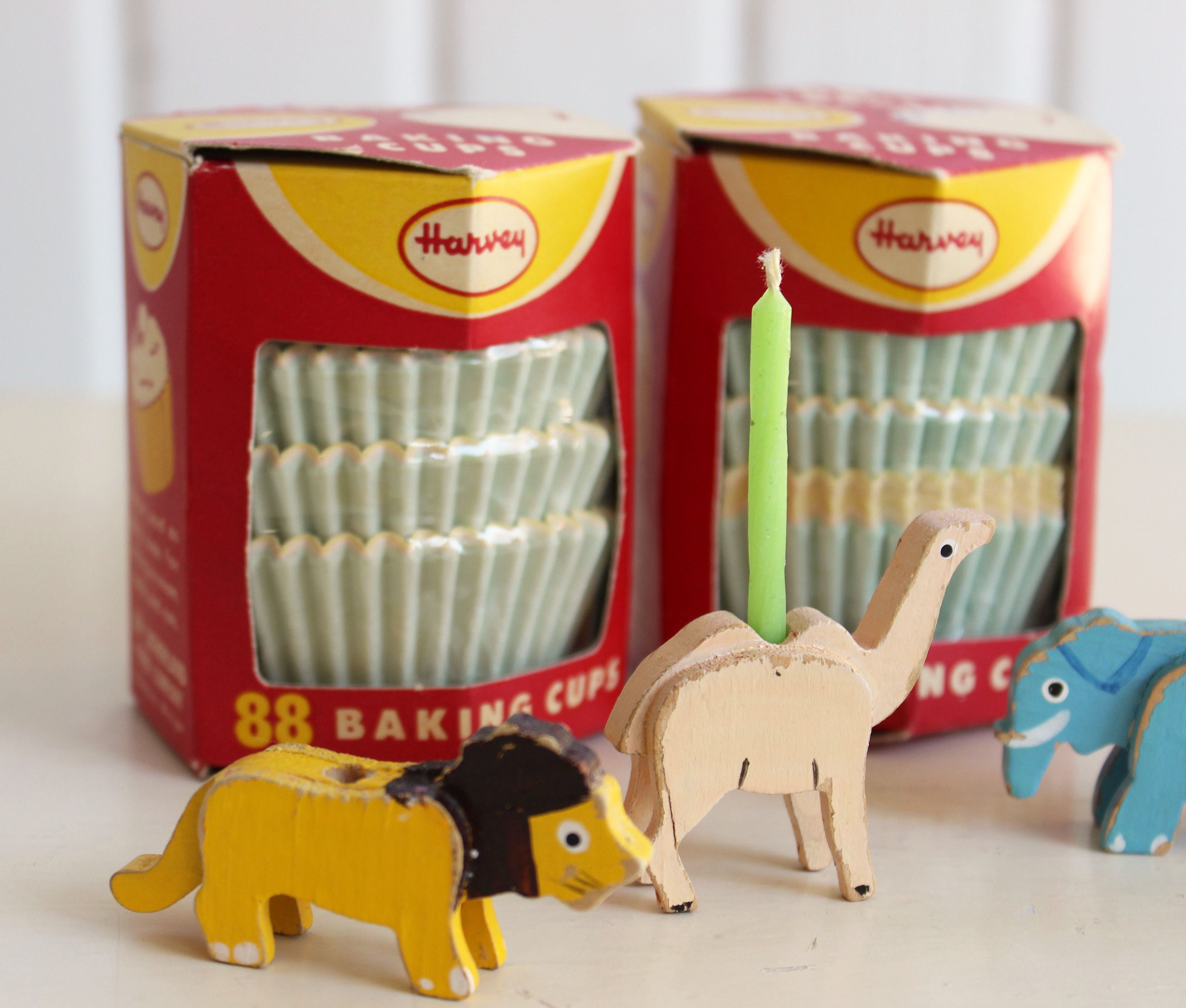 Vintage Animal BIRTHDAY CANDLE HOLDERS, Candles and Paper Baking Cups