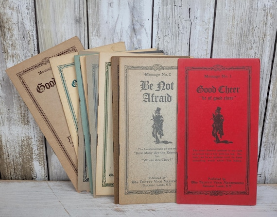 Antique Trotty Veck Messenger Booklet Set (1915–1925, Nos. 1–14) in Original Leather Case
