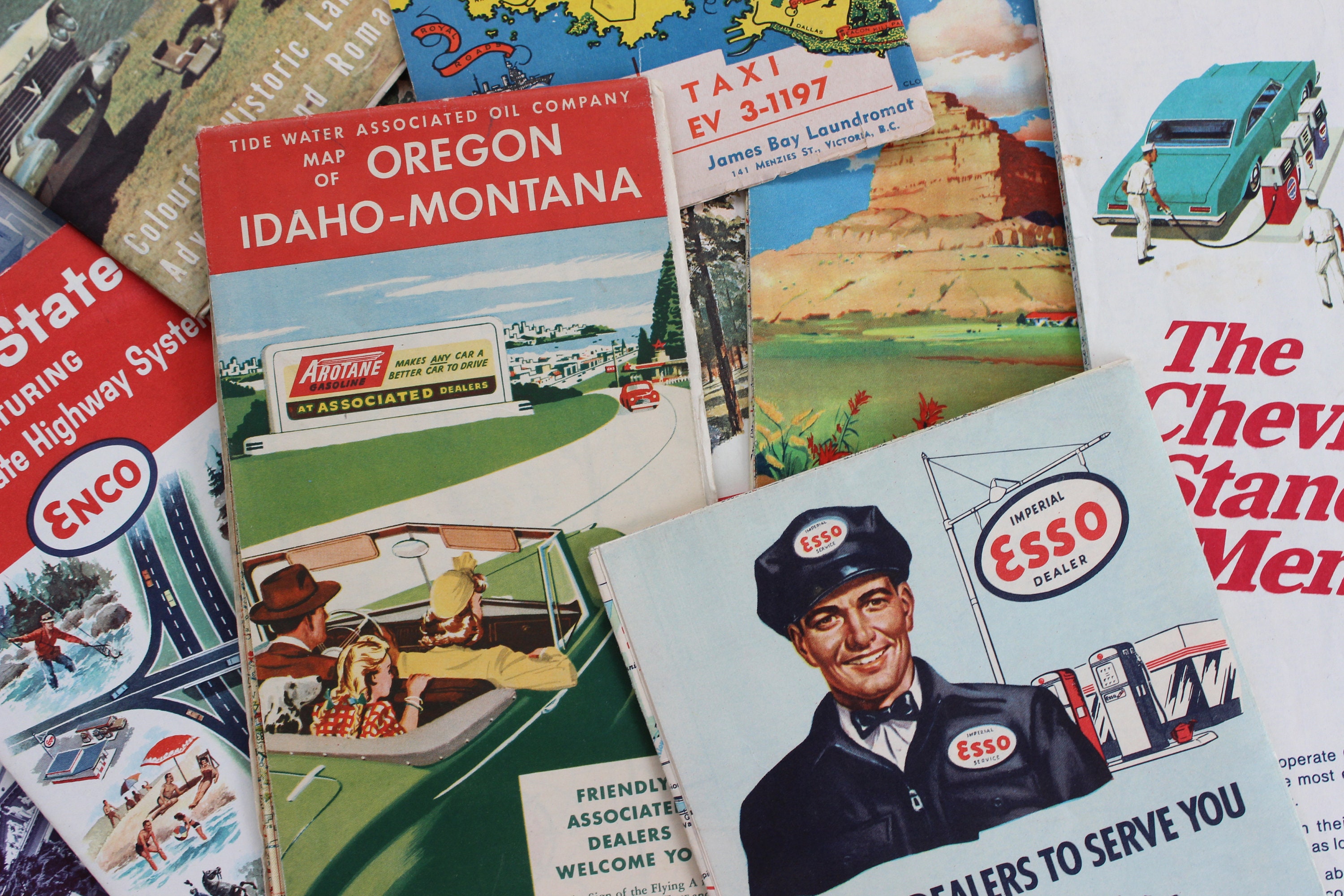 Bundle of Vintage ROAD MAPS 1950s, Americana Nostalgia Auto Maps