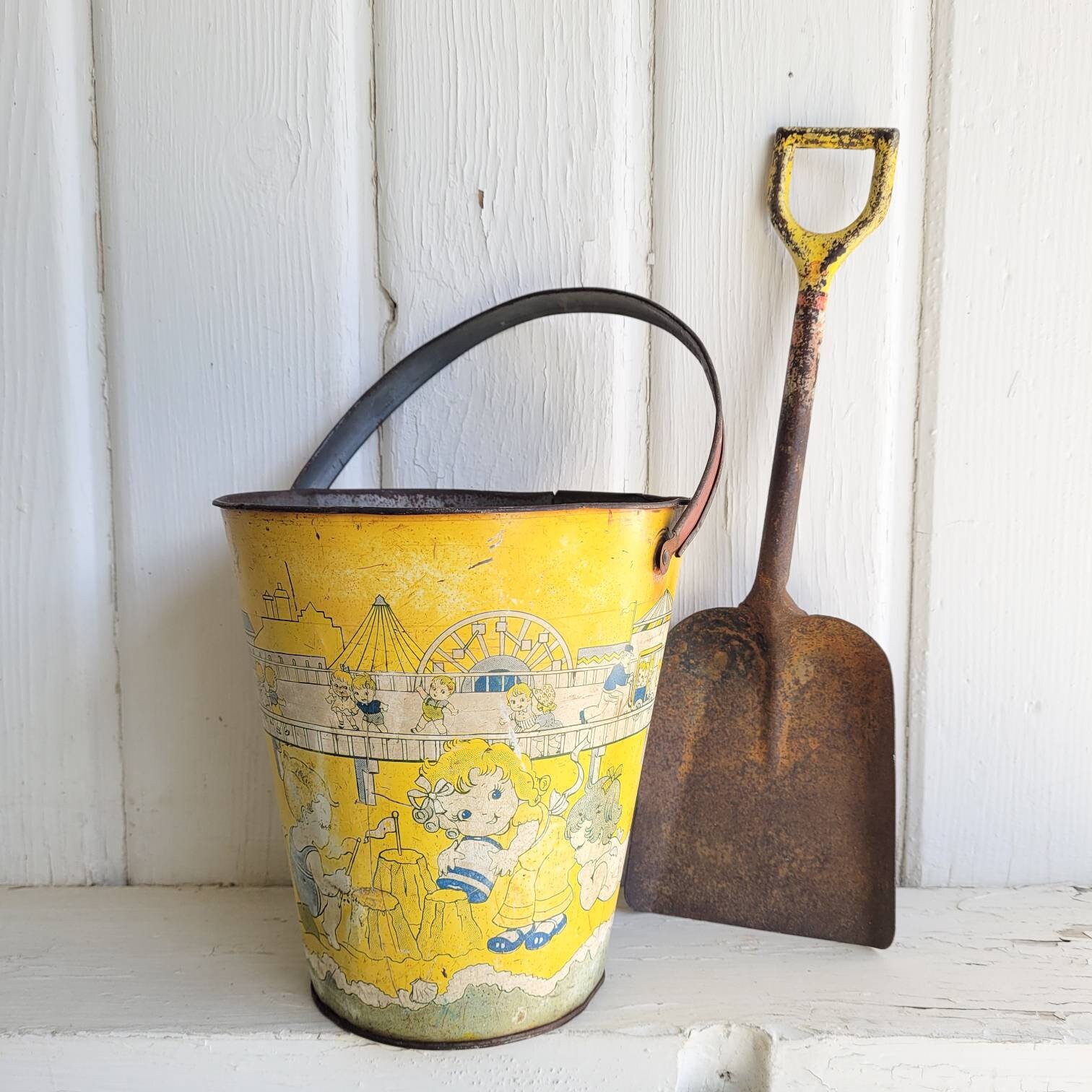 Cute Vintage Metal BEACH BUCKET & SHOVEL, Chippy Children's Toys