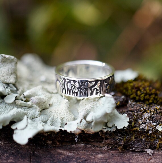 Innovative diagonally convexed black agate gemstone sterling silver  designer ring by BeYindi