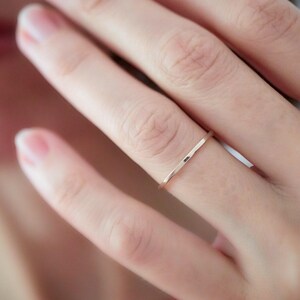 1mm ULTRA THIN Flat Sterling Silver Band, Dainty Square Ring Spacer, Divider, Guard Bild 4