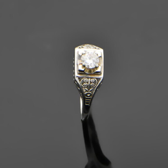 Vintage Art Deco 14 Karat White Gold with Diamond… - image 5