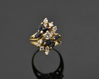 Vintage 14kt yellow gold ring  with Diamonds and Blue Sapphires