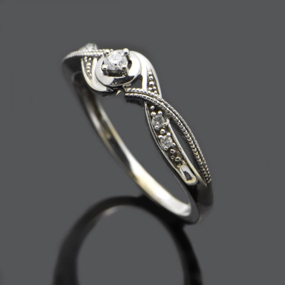 Vintage 14kt white gold ring with Diamonds - image 2