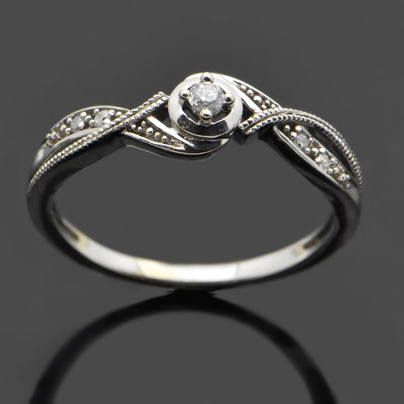 Vintage 14kt white gold ring with Diamonds - image 1