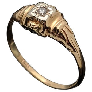 Vintage 14 Karat Yellow Gold Art Deco Diamond Ring