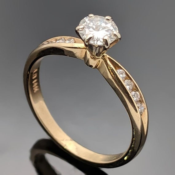 Vintage 14 Karat Yellow Gold Diamonds Ring - image 3
