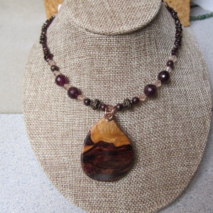 Genuine Garnet Beaded Necklace with Rare Khamphi Rosewood Pendant January Birthstone image 5