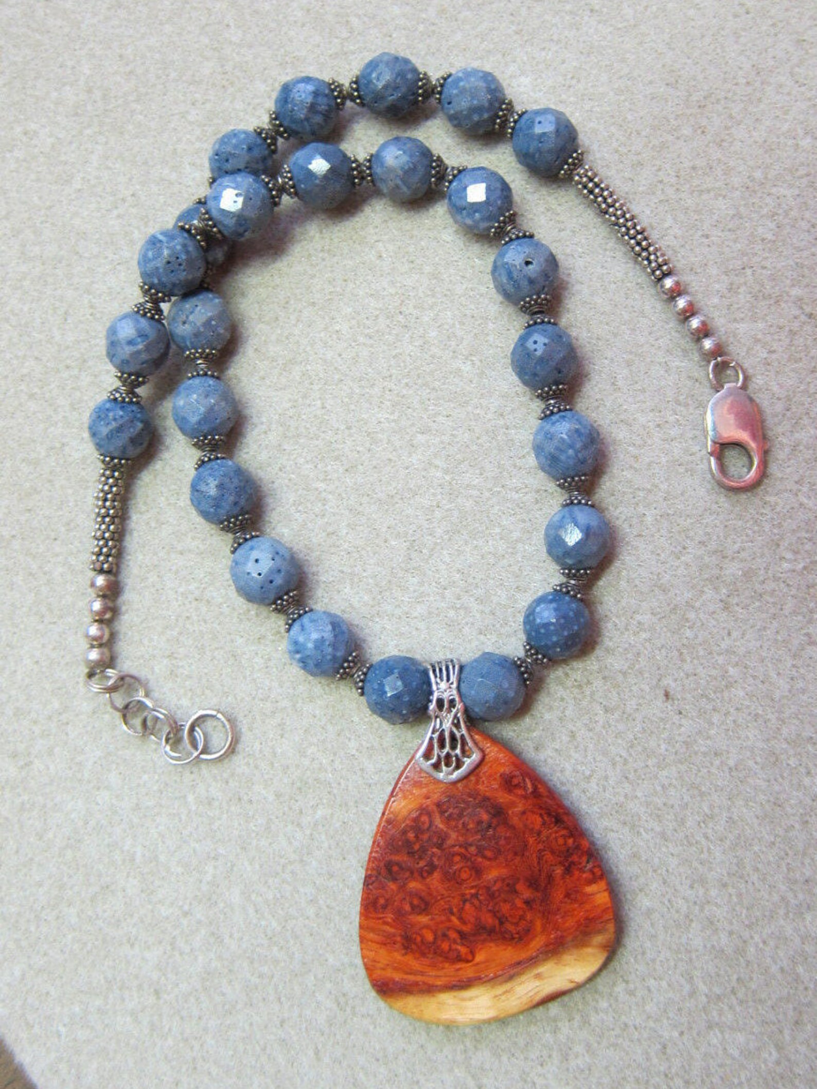 Exotic Wood, Afzelia Pendant Faceted Agate Beaded Necklace 925 S.S