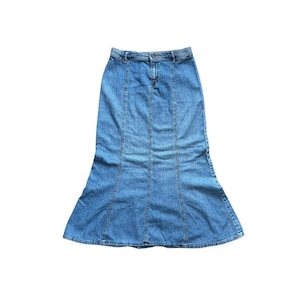2000s Era Longline Midi Flared Denim Paneled Skirt Size 2 Y2K Fashion Trendy Summer Fashion Back to School Academia Fashion Bratz Skirt