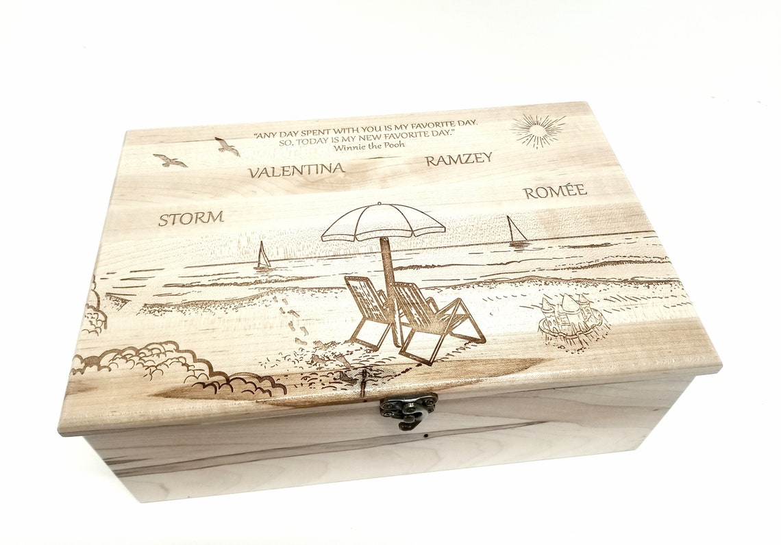 The memory box with a beach theme may be personalized with your names or texts. Made of wood, it's gonna be treasured forever.